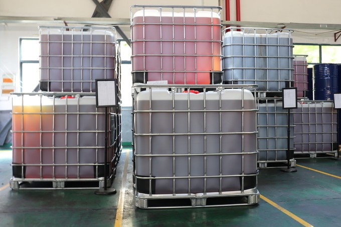 Droge en olietransformator Cas nr. 68928 70 1 Epoxyhars voor droge transformatoren