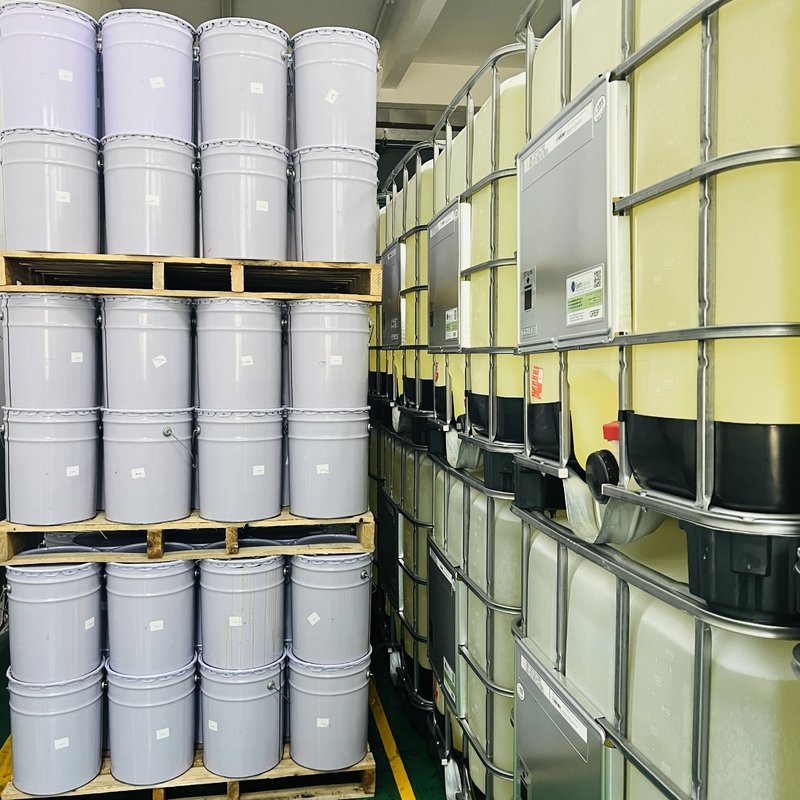 Epoxyharderingsmiddelen voor transformatorbuizen met LV en MV