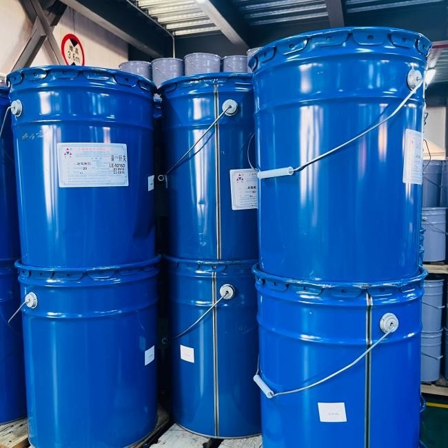 Epoxyhars met een lage viscositeit voor spanningstransformatoren die een precieze inkapseling en een superieure bescherming garandeert