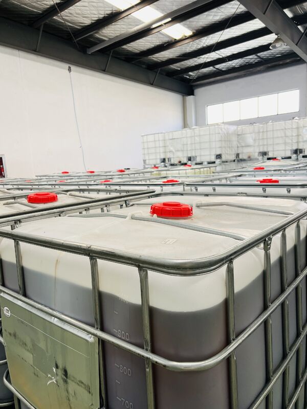 Hoge slagvastheid 8-16kJ/m² epoxy bij kamertemperatuur met goede waterbestendigheid en 24 uur volledige uithardingstijd